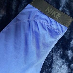 NIKE Pro Dri-FIT Blue Athletic Capri Crop Leggings SIZE S
